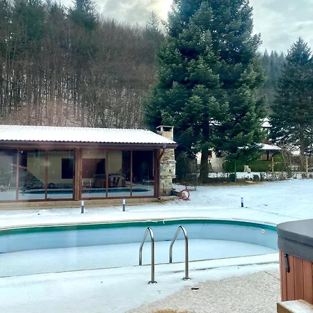 펜션 гергана