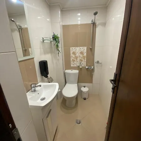 펜션 гергана