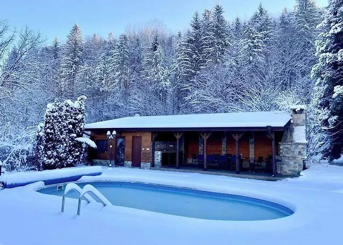 гергана Nyaraló *