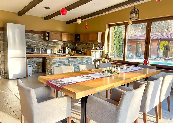 Nyaraló гергана